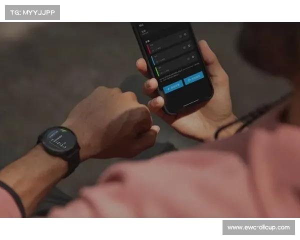 游泳智能眼镜首度亮相 实时心率与划频显示助力选手表现获赞