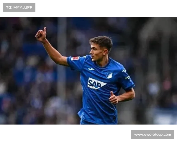 德甲转会市场呈现新动向:青训价值重估,年轻球员流动路径改变 德甲转会市场呈现新动向:青训价值重估,年轻球员流动路径改变